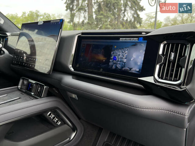 Сірий Леопард 8, об'ємом двигуна 2 л та пробігом 1 тис. км за 74900 $, фото 27 на Automoto.ua