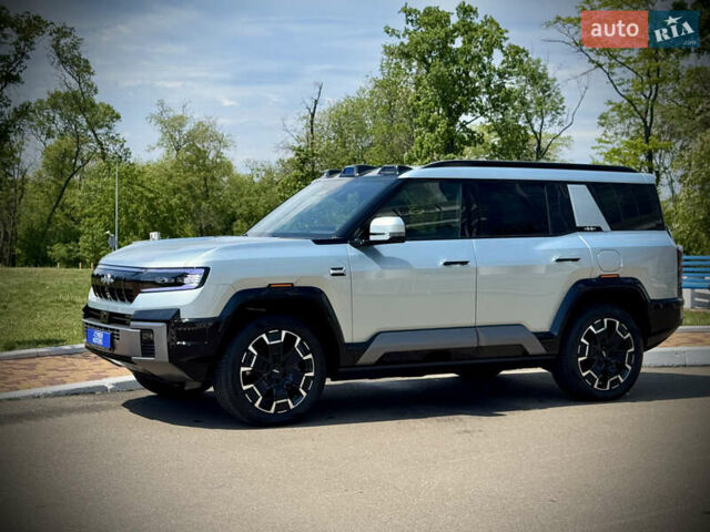 Сірий Леопард 8, об'ємом двигуна 2 л та пробігом 1 тис. км за 74900 $, фото 8 на Automoto.ua