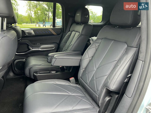 Сірий Леопард 8, об'ємом двигуна 2 л та пробігом 1 тис. км за 74900 $, фото 34 на Automoto.ua