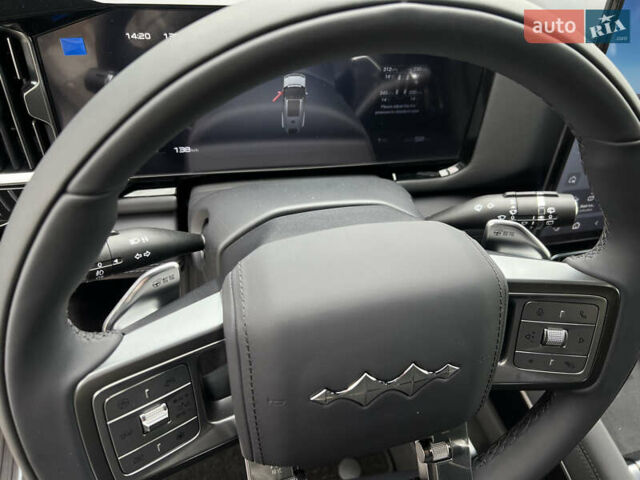 Сірий Леопард 8, об'ємом двигуна 2 л та пробігом 1 тис. км за 74900 $, фото 19 на Automoto.ua