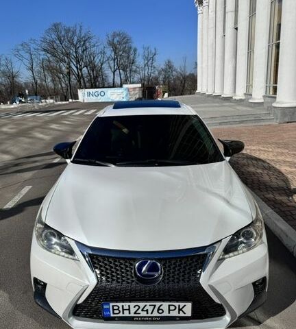 Белый Лексус СТ, объемом двигателя 1.8 л и пробегом 180 тыс. км за 13700 $, фото 15 на Automoto.ua