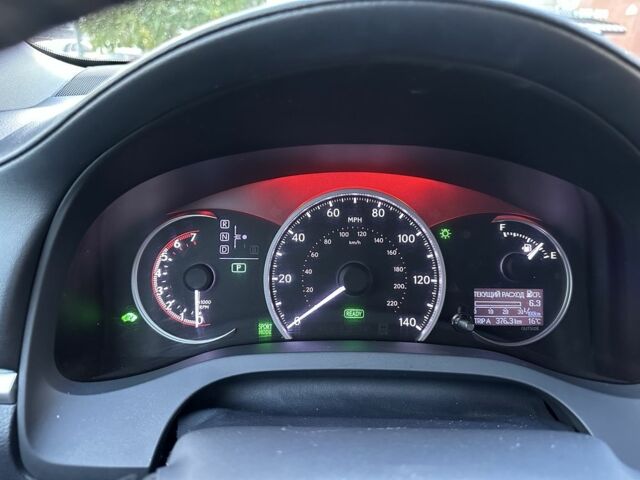 Білий Лексус СТ, об'ємом двигуна 1.8 л та пробігом 270 тис. км за 11250 $, фото 11 на Automoto.ua