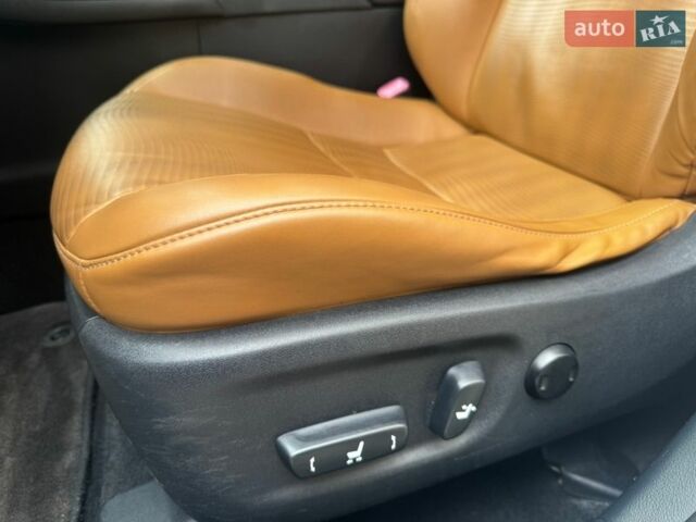 Білий Лексус СТ, об'ємом двигуна 1.8 л та пробігом 288 тис. км за 11500 $, фото 24 на Automoto.ua