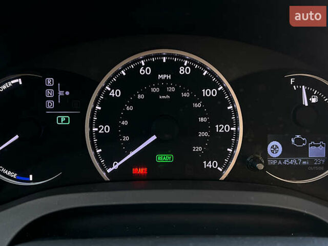 Білий Лексус СТ, об'ємом двигуна 1.8 л та пробігом 130 тис. км за 14400 $, фото 14 на Automoto.ua