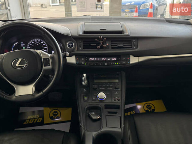 Білий Лексус СТ, об'ємом двигуна 1.8 л та пробігом 146 тис. км за 12600 $, фото 11 на Automoto.ua