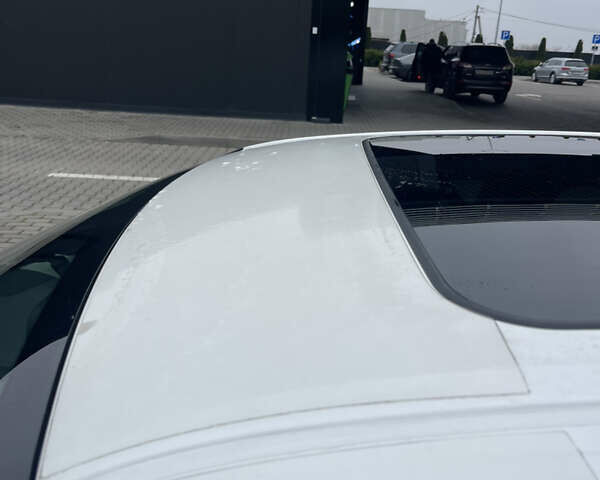 Білий Лексус СТ, об'ємом двигуна 1.8 л та пробігом 285 тис. км за 10950 $, фото 24 на Automoto.ua