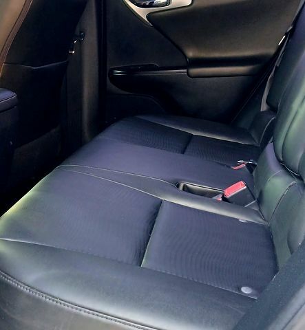 Белый Лексус СТ, объемом двигателя 1.8 л и пробегом 170 тыс. км за 14441 $, фото 7 на Automoto.ua