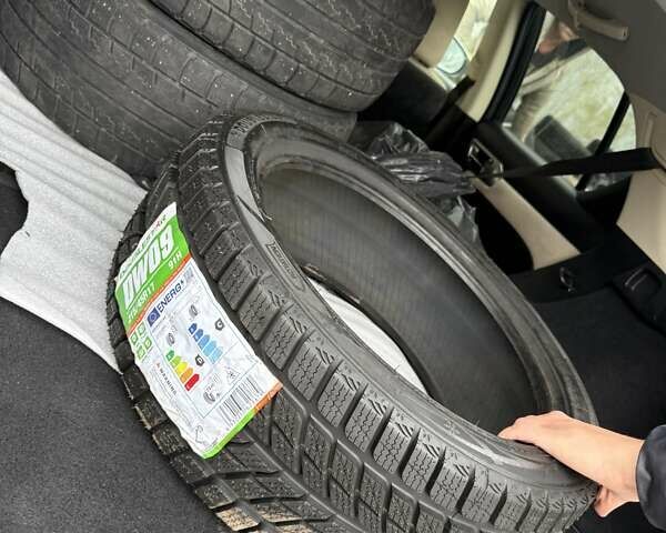 Белый Лексус СТ, объемом двигателя 1.8 л и пробегом 179 тыс. км за 13500 $, фото 42 на Automoto.ua