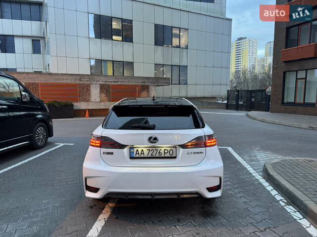 Белый Лексус СТ, объемом двигателя 1.8 л и пробегом 210 тыс. км за 14900 $, фото 9 на Automoto.ua