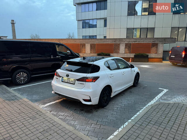 Белый Лексус СТ, объемом двигателя 1.8 л и пробегом 210 тыс. км за 14900 $, фото 12 на Automoto.ua