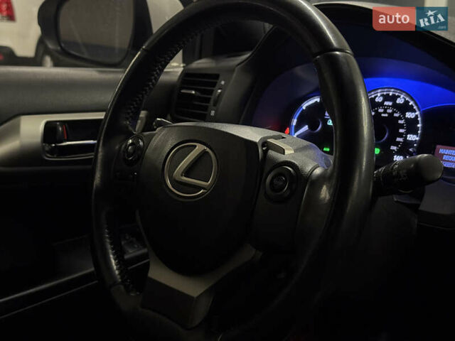 Білий Лексус СТ, об'ємом двигуна 1.8 л та пробігом 211 тис. км за 15699 $, фото 15 на Automoto.ua