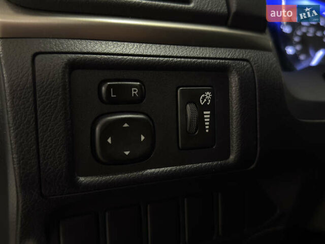 Білий Лексус СТ, об'ємом двигуна 1.8 л та пробігом 211 тис. км за 15699 $, фото 26 на Automoto.ua