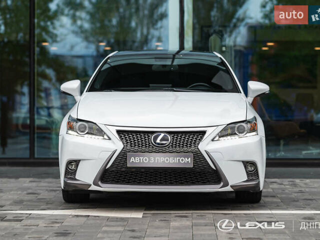 Білий Лексус СТ, об'ємом двигуна 1.8 л та пробігом 136 тис. км за 17600 $, фото 3 на Automoto.ua