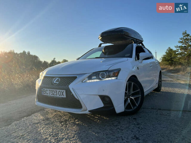 Білий Лексус СТ, об'ємом двигуна 1.8 л та пробігом 163 тис. км за 17800 $, фото 2 на Automoto.ua