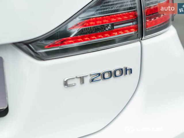 Білий Лексус СТ, об'ємом двигуна 1.8 л та пробігом 136 тис. км за 17600 $, фото 40 на Automoto.ua