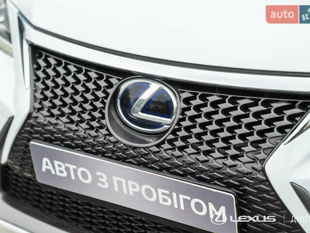 Білий Лексус СТ, об'ємом двигуна 1.8 л та пробігом 136 тис. км за 17600 $, фото 36 на Automoto.ua