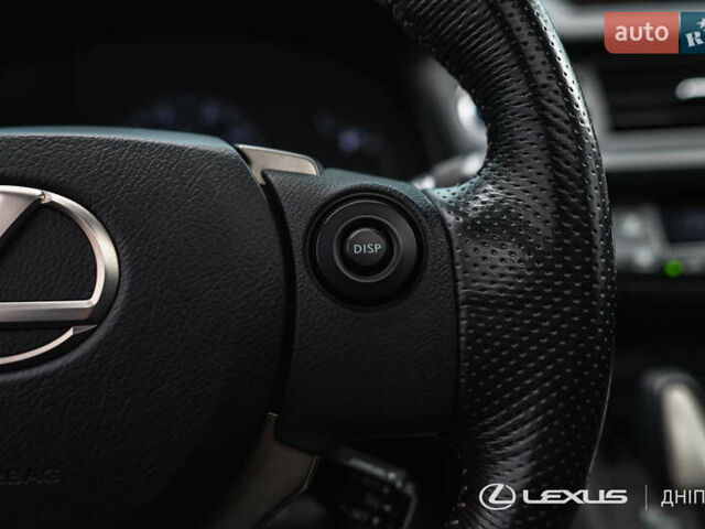 Білий Лексус СТ, об'ємом двигуна 1.8 л та пробігом 136 тис. км за 17600 $, фото 20 на Automoto.ua