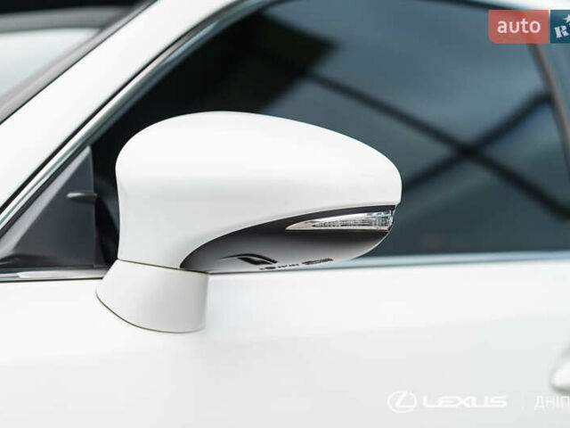 Білий Лексус СТ, об'ємом двигуна 1.8 л та пробігом 136 тис. км за 17600 $, фото 39 на Automoto.ua