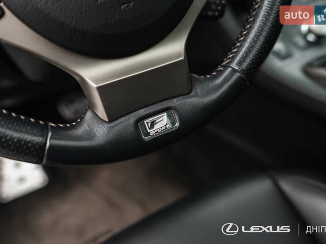 Білий Лексус СТ, об'ємом двигуна 1.8 л та пробігом 136 тис. км за 17600 $, фото 18 на Automoto.ua