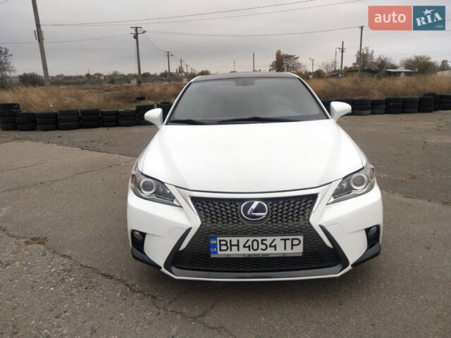 Білий Лексус СТ, об'ємом двигуна 1.8 л та пробігом 99 тис. км за 15800 $, фото 41 на Automoto.ua