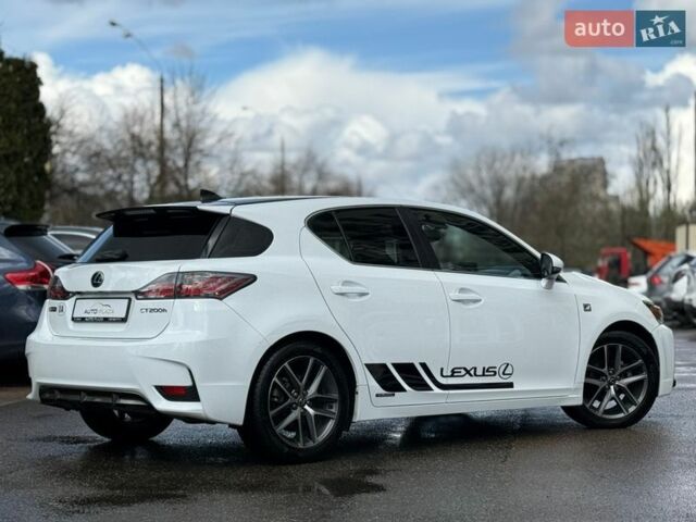 Белый Лексус СТ, объемом двигателя 1.8 л и пробегом 180 тыс. км за 14900 $, фото 22 на Automoto.ua