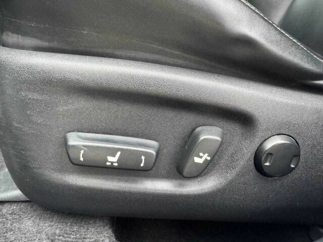 Белый Лексус СТ, объемом двигателя 1.8 л и пробегом 180 тыс. км за 14900 $, фото 18 на Automoto.ua