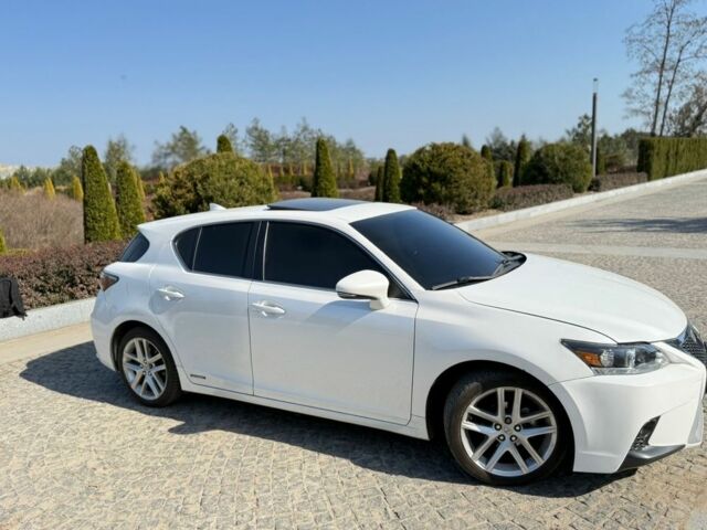 Білий Лексус СТ, об'ємом двигуна 1.8 л та пробігом 150 тис. км за 14700 $, фото 3 на Automoto.ua