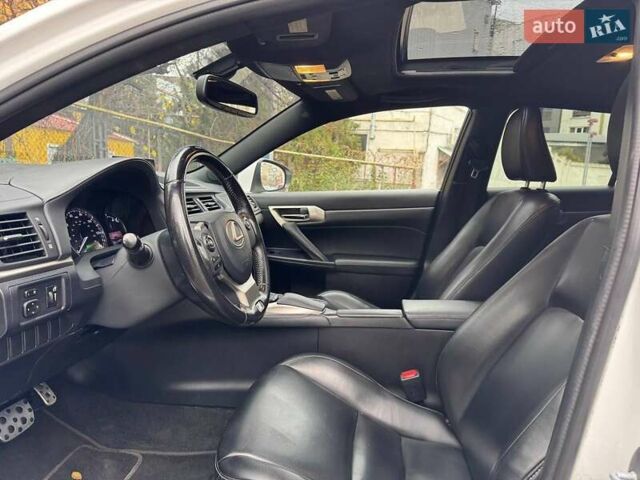 Белый Лексус СТ, объемом двигателя 1.8 л и пробегом 180 тыс. км за 14900 $, фото 10 на Automoto.ua