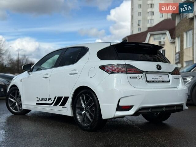 Белый Лексус СТ, объемом двигателя 1.8 л и пробегом 180 тыс. км за 14900 $, фото 27 на Automoto.ua