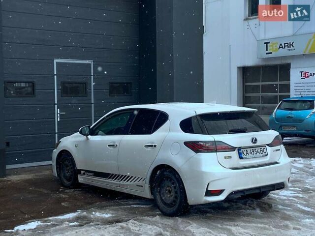 Белый Лексус СТ, объемом двигателя 1.8 л и пробегом 189 тыс. км за 14800 $, фото 5 на Automoto.ua