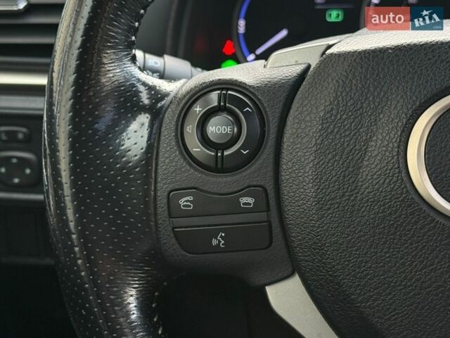 Белый Лексус СТ, объемом двигателя 1.8 л и пробегом 180 тыс. км за 14900 $, фото 48 на Automoto.ua