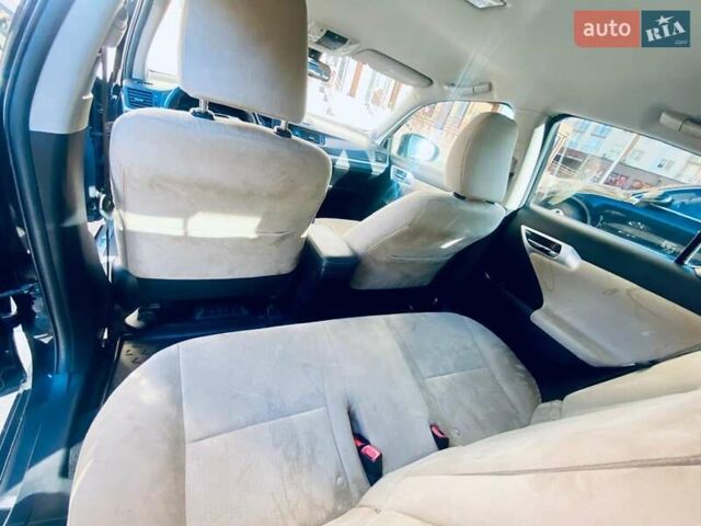 Чорний Лексус СТ, об'ємом двигуна 1.8 л та пробігом 181 тис. км за 12000 $, фото 12 на Automoto.ua