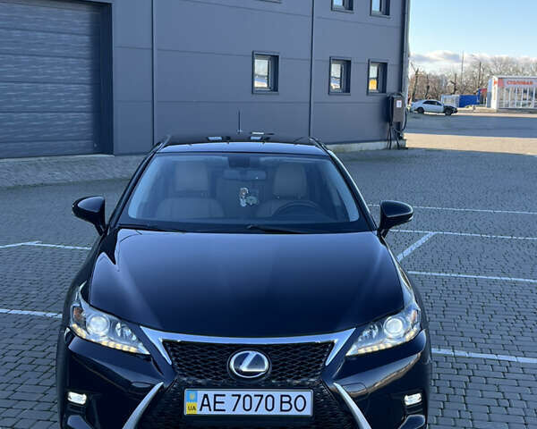 Чорний Лексус СТ, об'ємом двигуна 1.8 л та пробігом 129 тис. км за 12500 $, фото 2 на Automoto.ua