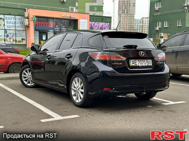 Чорний Лексус СТ, об'ємом двигуна 1.8 л та пробігом 100 тис. км за 14500 $, фото 4 на Automoto.ua