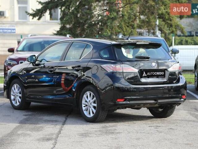 Лексус СТ 2011 в Харькове на Automoto.ua Черный Лексус СТ, объемом двигателя 1.8 л и пробегом 223 тыс. км за 11500 $, фото 5 на Automoto.ua