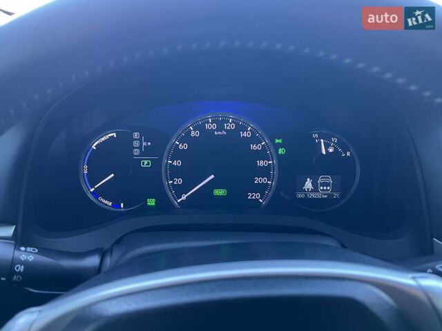 Чорний Лексус СТ, об'ємом двигуна 1.8 л та пробігом 129 тис. км за 12500 $, фото 20 на Automoto.ua