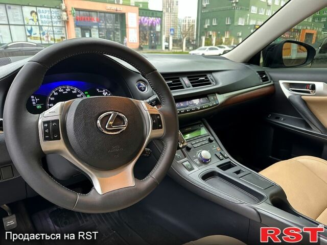 Черный Лексус СТ, объемом двигателя 1.8 л и пробегом 100 тыс. км за 14500 $, фото 10 на Automoto.ua
