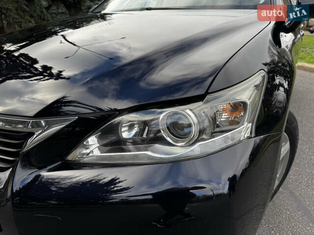 Черный Лексус СТ, объемом двигателя 1.8 л и пробегом 150 тыс. км за 14500 $, фото 17 на Automoto.ua