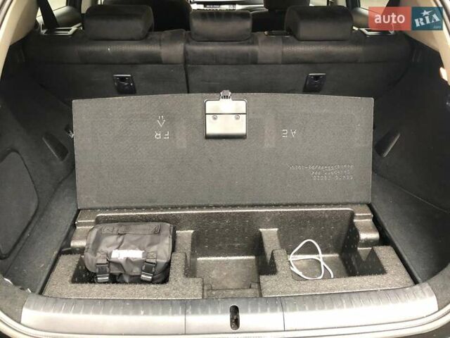 Чорний Лексус СТ, об'ємом двигуна 1.8 л та пробігом 280 тис. км за 10300 $, фото 8 на Automoto.ua