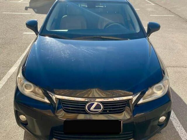 Чорний Лексус СТ, об'ємом двигуна 1.8 л та пробігом 181 тис. км за 12000 $, фото 6 на Automoto.ua