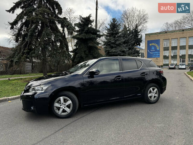 Черный Лексус СТ, объемом двигателя 1.8 л и пробегом 150 тыс. км за 14500 $, фото 13 на Automoto.ua