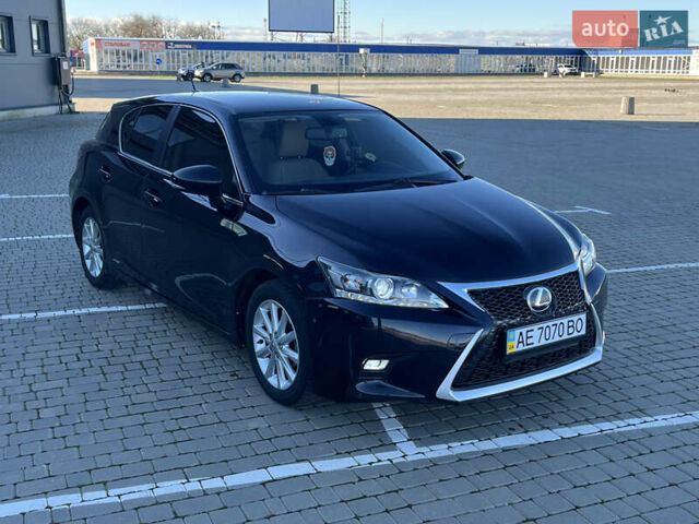 Чорний Лексус СТ, об'ємом двигуна 1.8 л та пробігом 129 тис. км за 12500 $, фото 3 на Automoto.ua