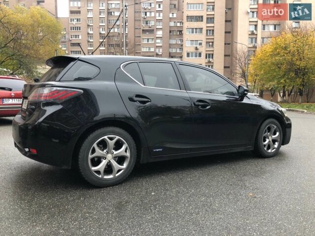 Чорний Лексус СТ, об'ємом двигуна 1.8 л та пробігом 289 тис. км за 11300 $, фото 10 на Automoto.ua