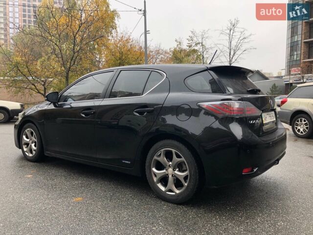 Чорний Лексус СТ, об'ємом двигуна 1.8 л та пробігом 289 тис. км за 11300 $, фото 14 на Automoto.ua