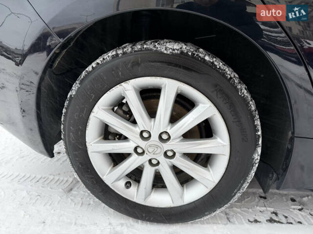 Чорний Лексус СТ, об'ємом двигуна 1.8 л та пробігом 129 тис. км за 13200 $, фото 24 на Automoto.ua