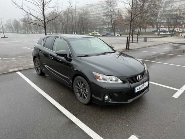 Черный Лексус СТ, объемом двигателя 1.8 л и пробегом 299 тыс. км за 9500 $, фото 8 на Automoto.ua