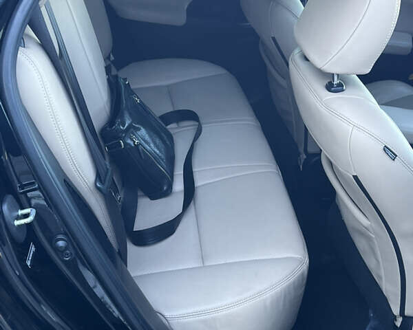 Чорний Лексус СТ, об'ємом двигуна 1.8 л та пробігом 129 тис. км за 12500 $, фото 14 на Automoto.ua