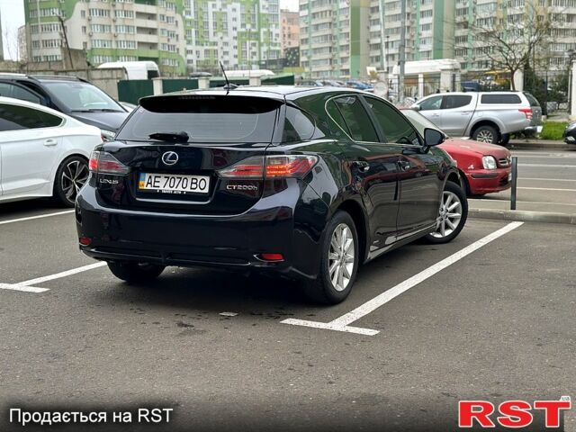 Чорний Лексус СТ, об'ємом двигуна 1.8 л та пробігом 100 тис. км за 14500 $, фото 3 на Automoto.ua