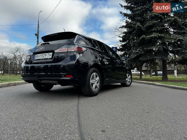 Черный Лексус СТ, объемом двигателя 1.8 л и пробегом 150 тыс. км за 14500 $, фото 4 на Automoto.ua