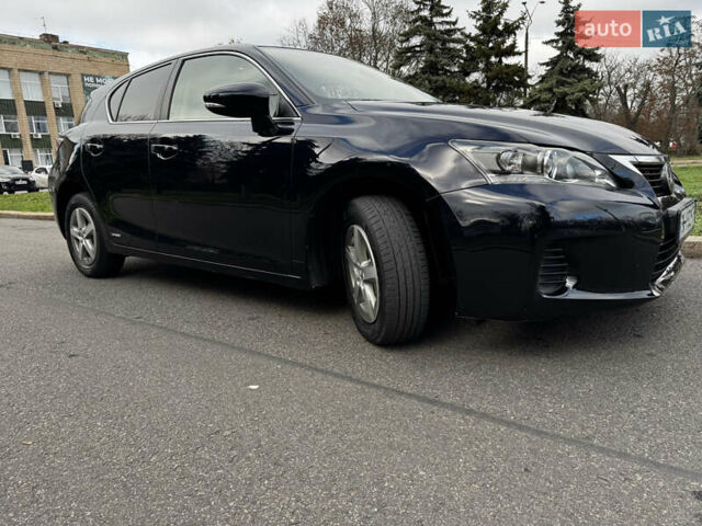 Черный Лексус СТ, объемом двигателя 1.8 л и пробегом 150 тыс. км за 14500 $, фото 21 на Automoto.ua